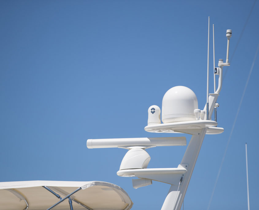 Top of boat navigation system